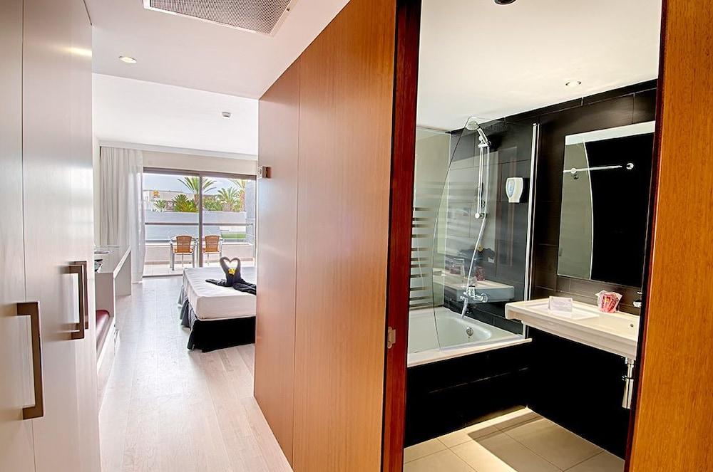 R2 Romantic Fantasia Dreams & Suites Hotel (Adults Only) 塔拉哈勒赫 外观 照片